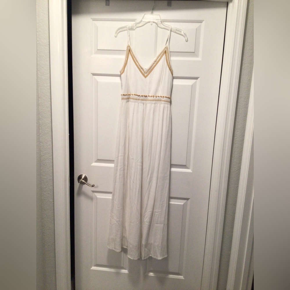 Japna white flowing dress